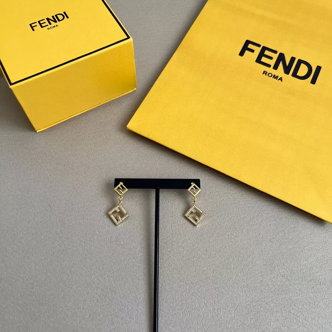 fendi boucles doreilles pour femme s_12b0b042